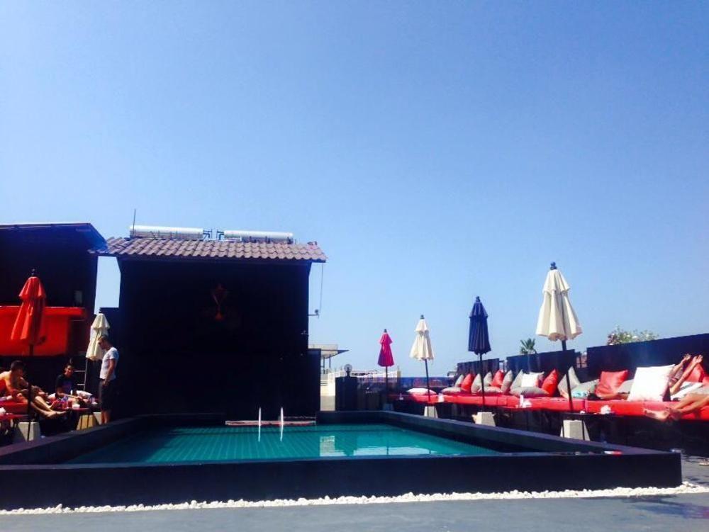 Sharaya Patong Hotel Exterior photo